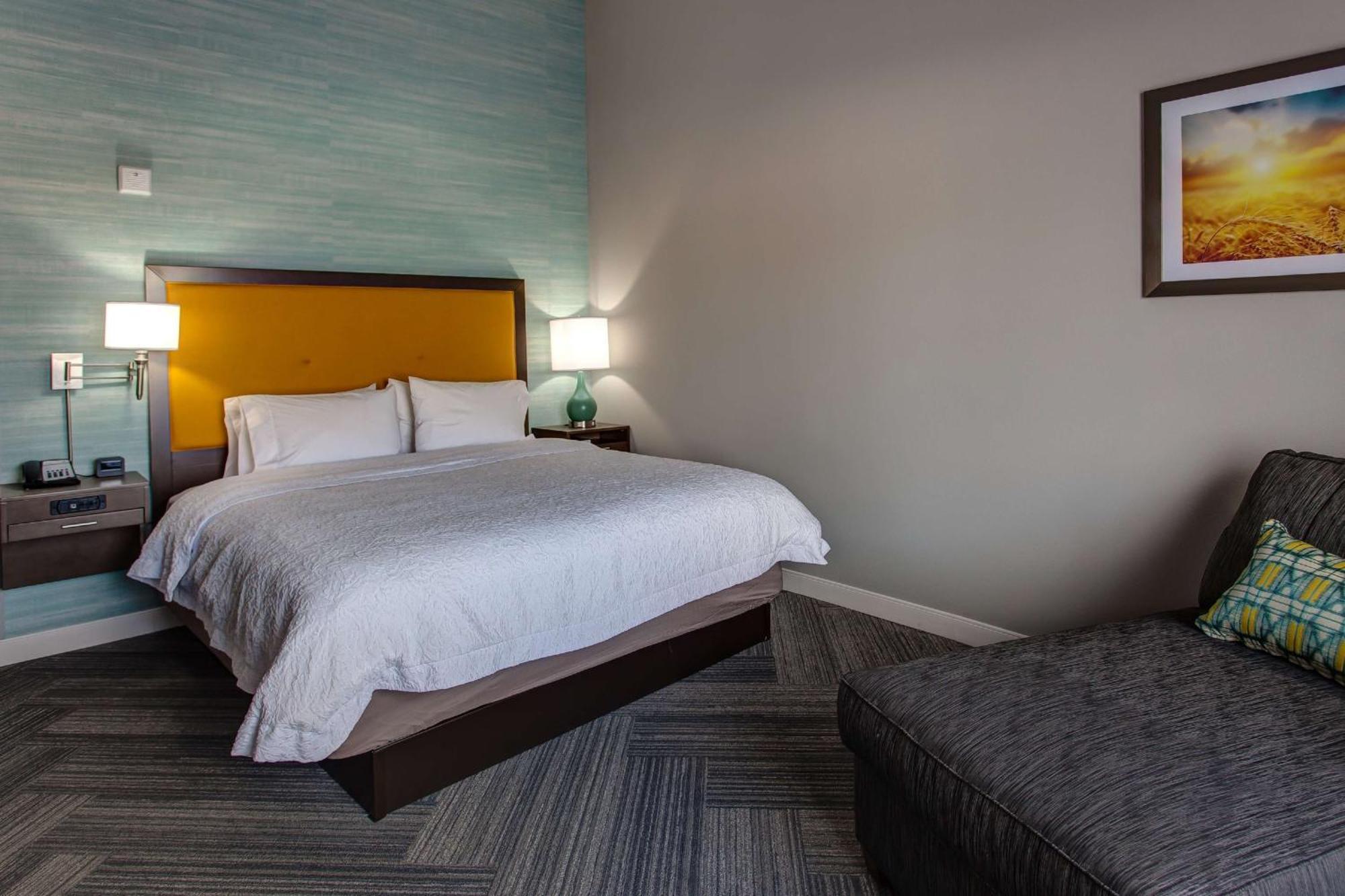 Hampton Inn & Suites-Wichita/Airport, Ks Экстерьер фото